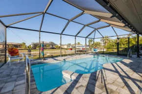 Villa Doc Life - Roelens Vacations - Beautiful 3 bedroom, 2 bath Pool home on a gulf access canal